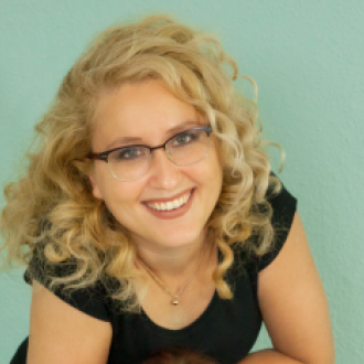 Emma Lange